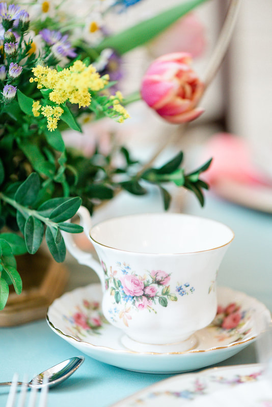 Pretty Teacups for hire near me