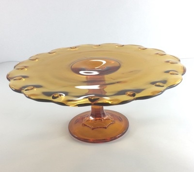 Amber Glass Cake Stand Party Rental Near Downers Grove Illinois.