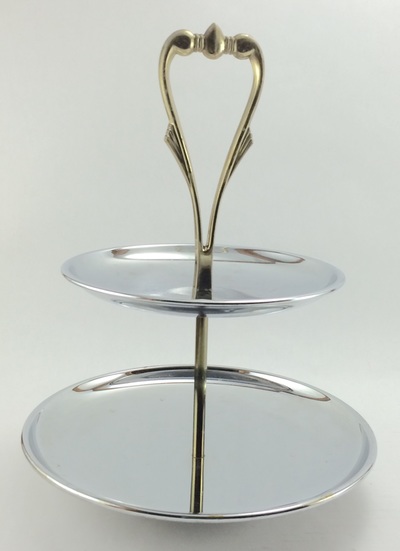 Silver two tie stand